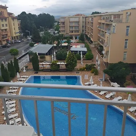 Oooooo Sunny Beach